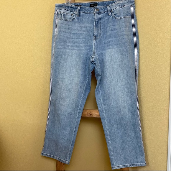 Talbots Modern Ankle High Rise Jeans 16W w/Side Stripe Sea Glass Light Wash - Picture 11 of 12